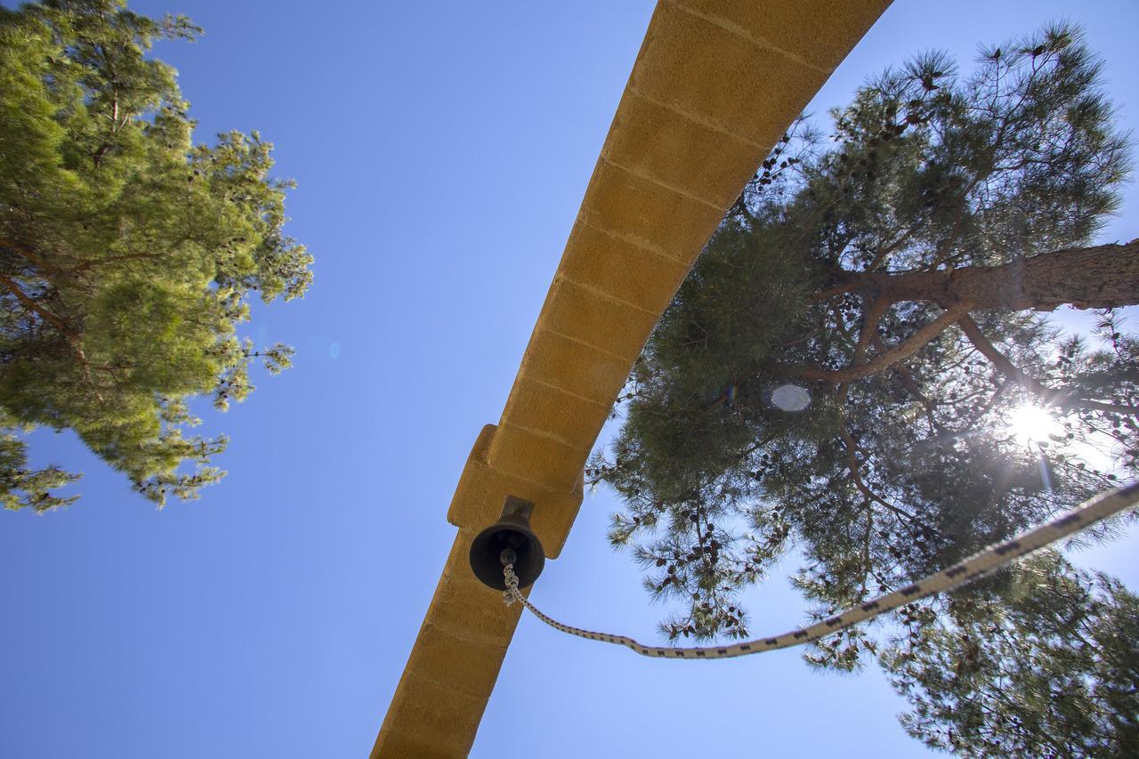 Ricky Near Troodos Spilia